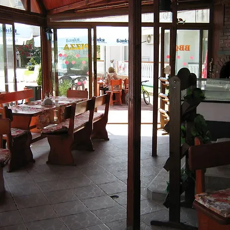 Aparthotel Bravo 3*