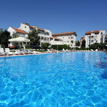 Bravo アパートホテル 3*