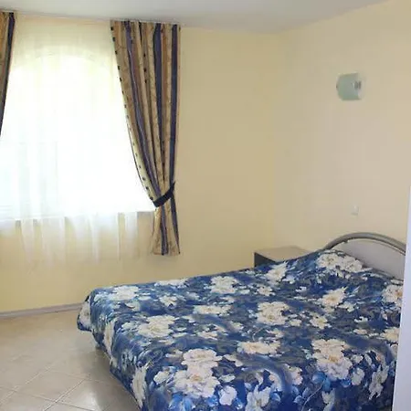 Bravo アパートホテル サニービーチ