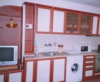 Bravo מלון דירות