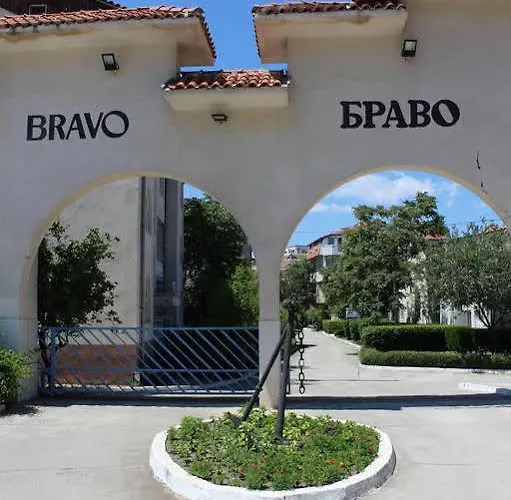 מלון דירות Bravo